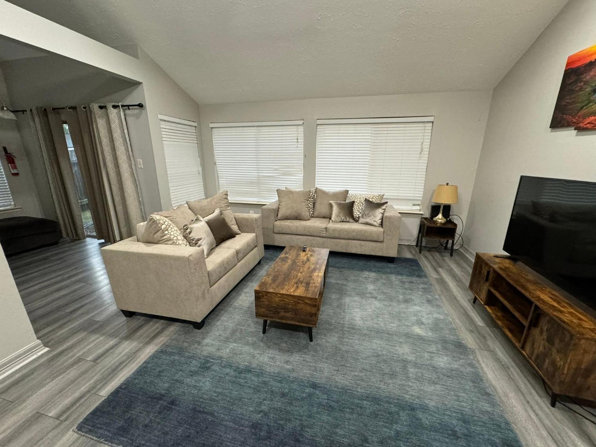 3 Bedroom Entire Home - Centrally Located In Katy, Texas Buitenkant foto